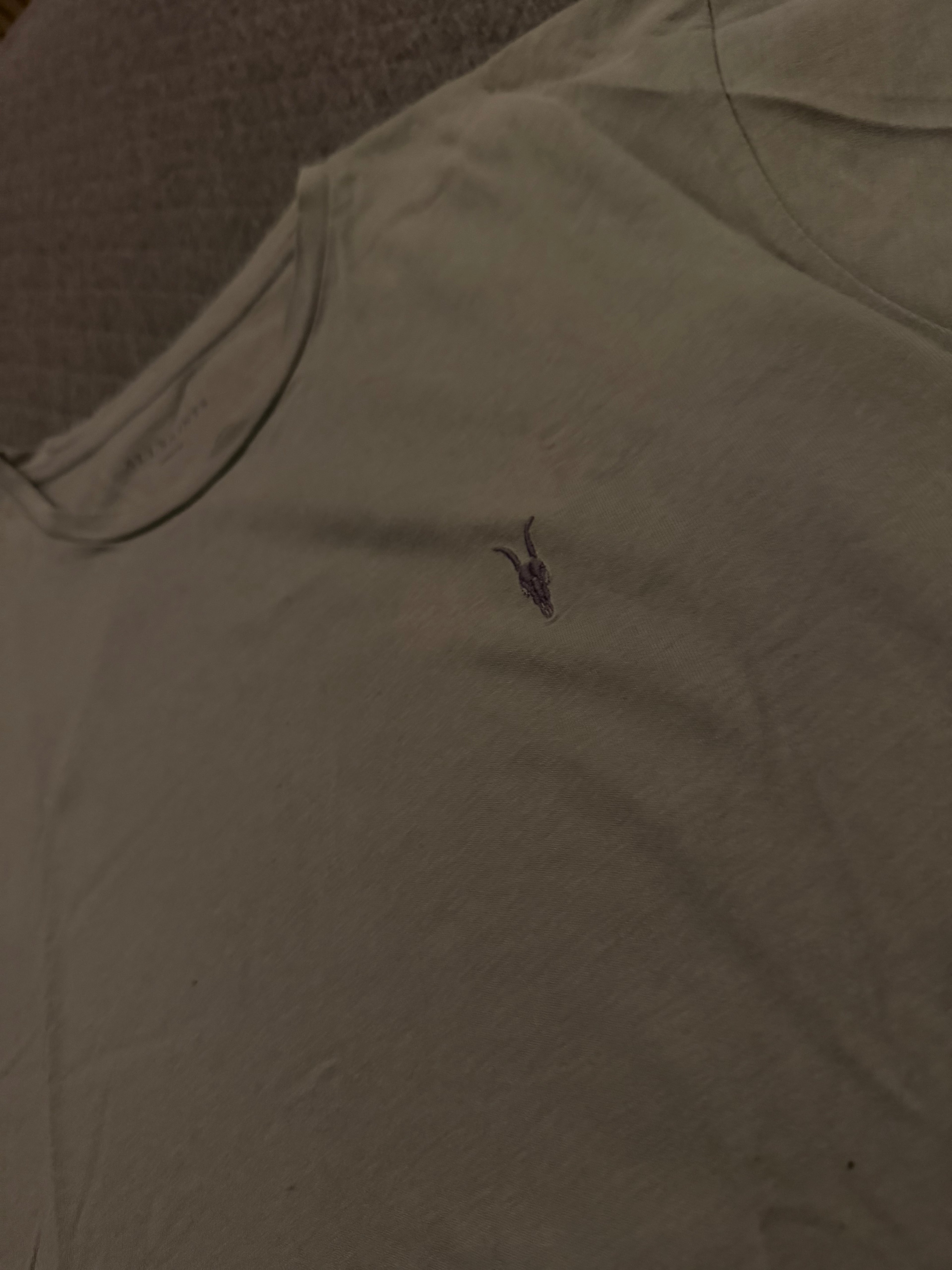 Camiseta All Saints