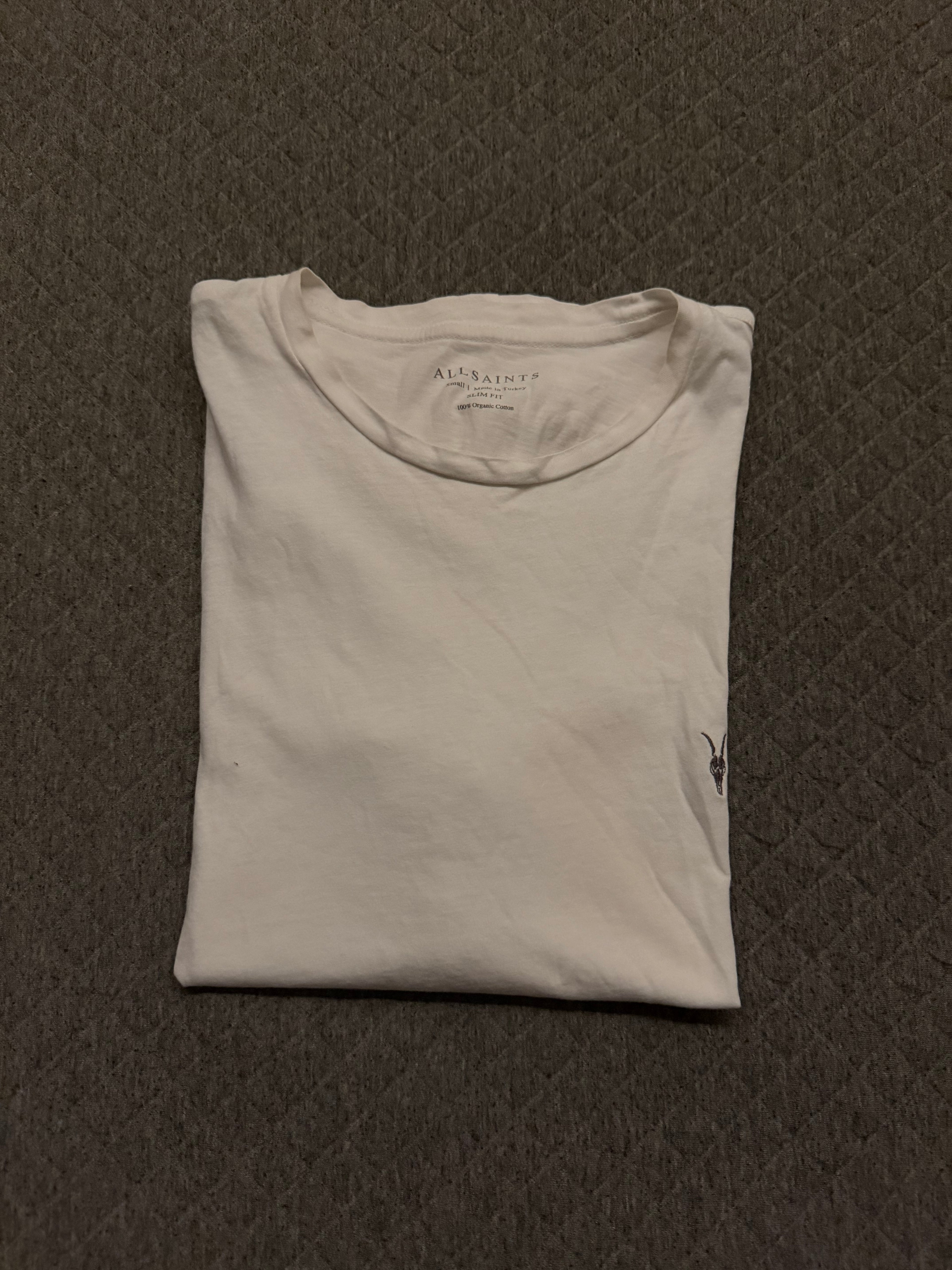 Camiseta All Saints