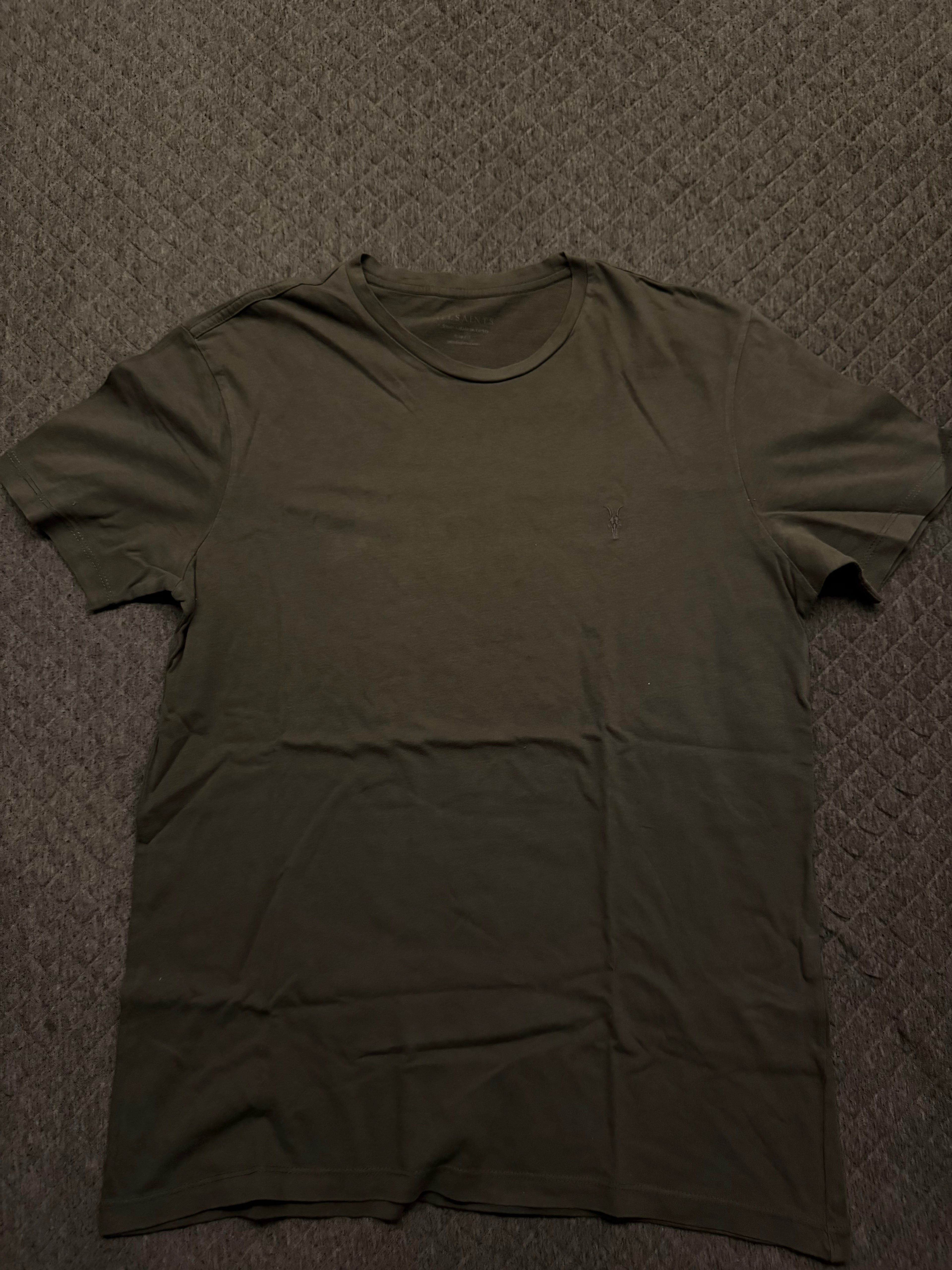 Camiseta All Saints