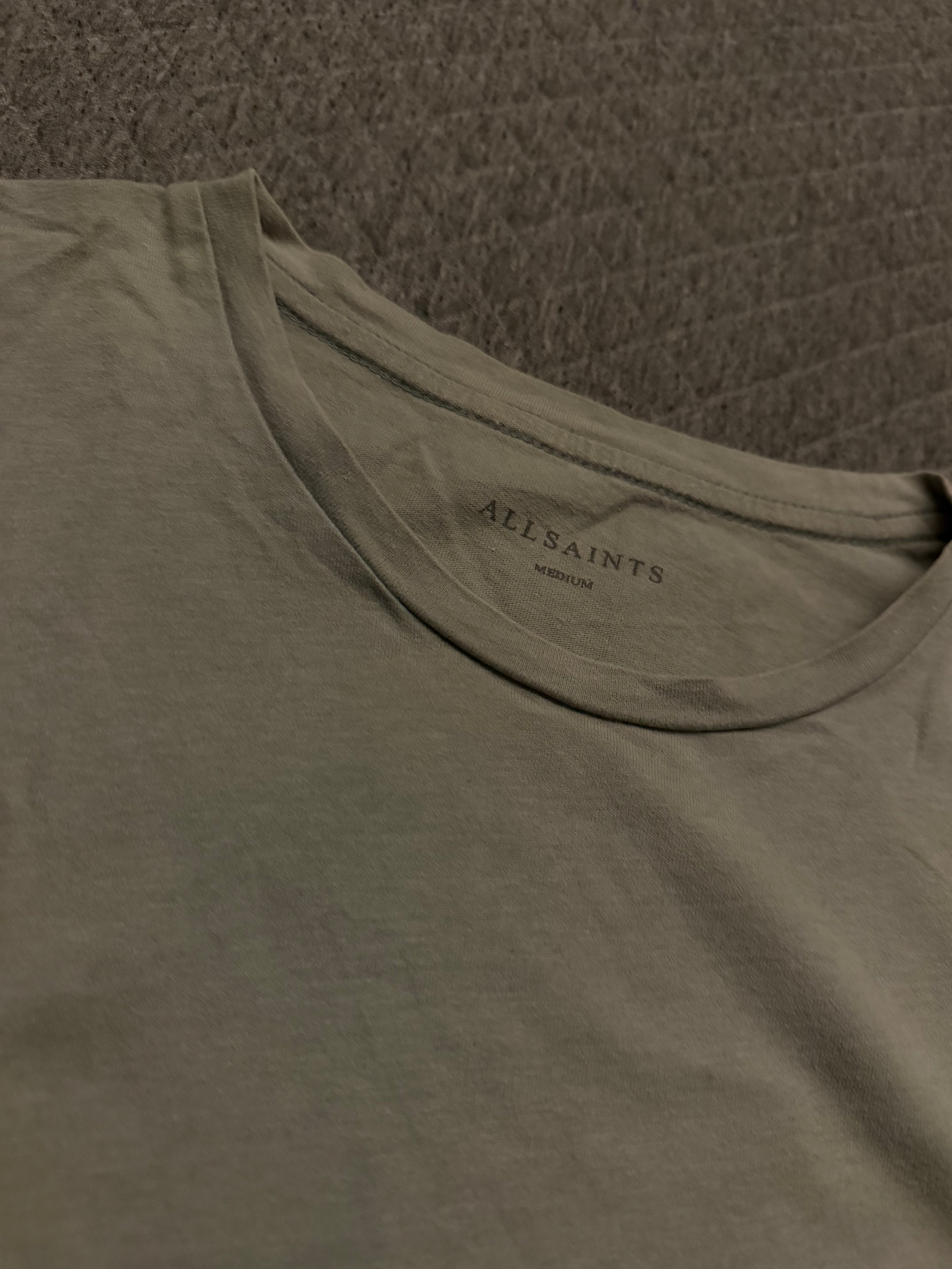 Camiseta All Saints