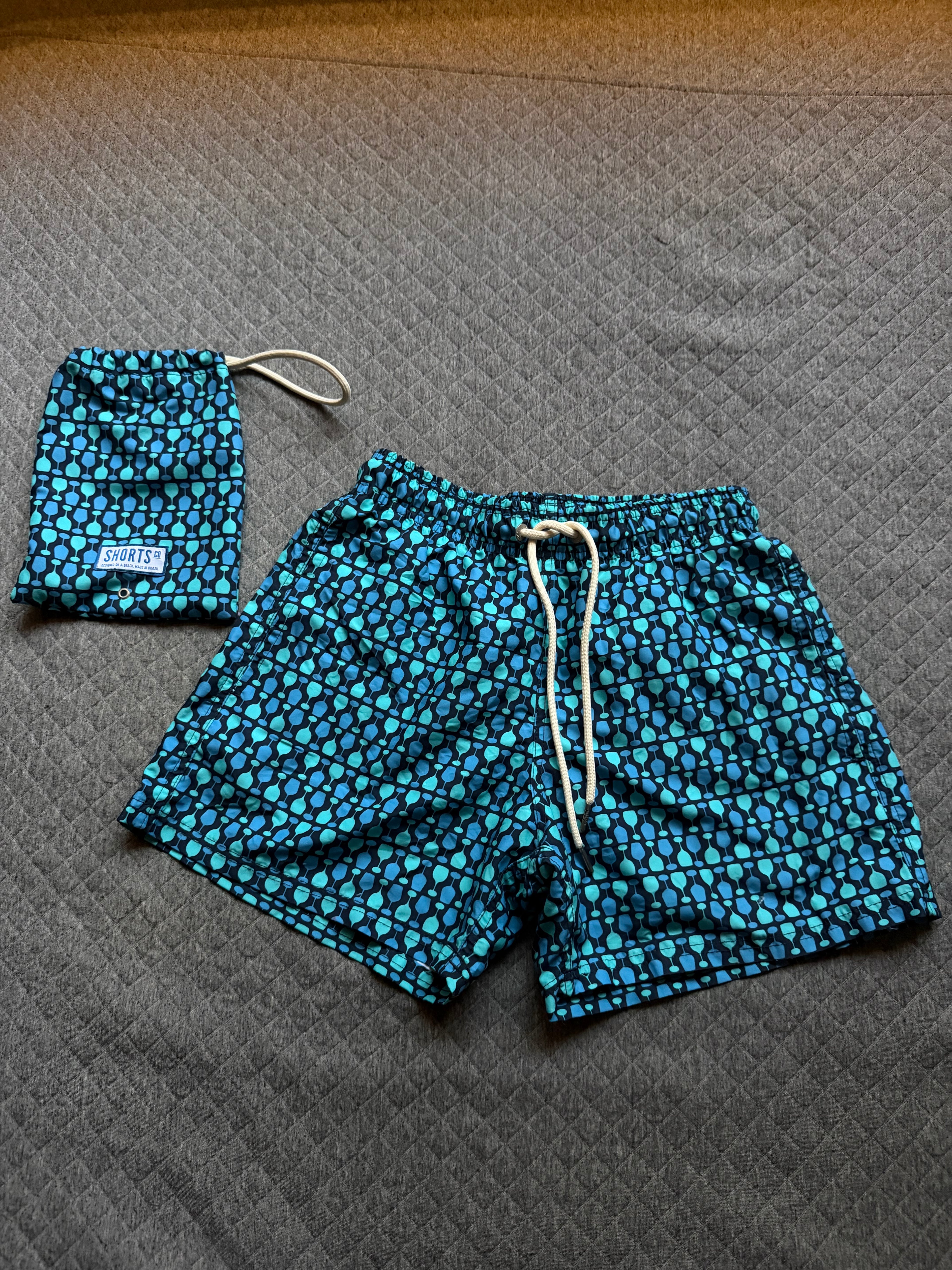 Short & CO