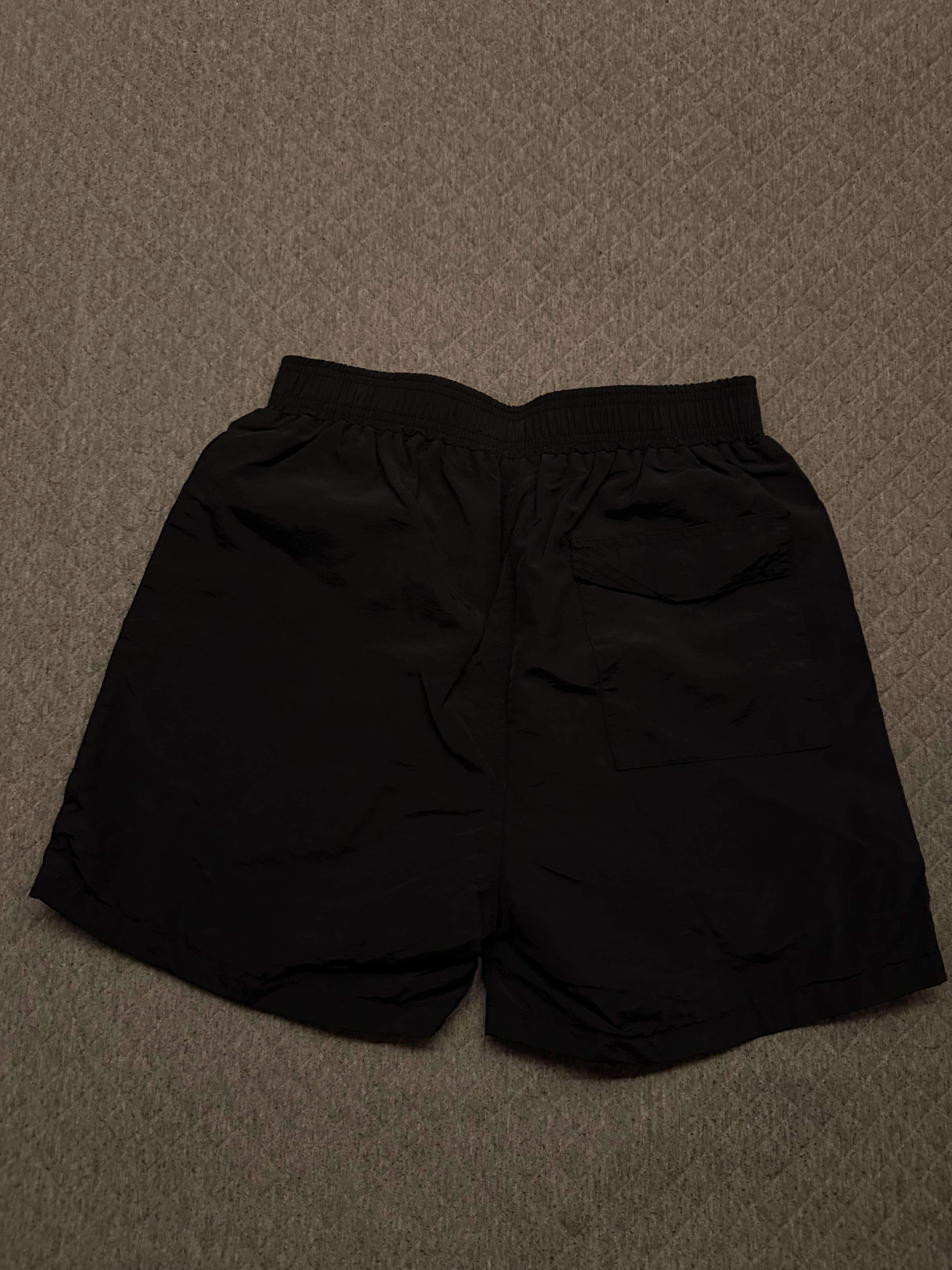 Short Stone Island