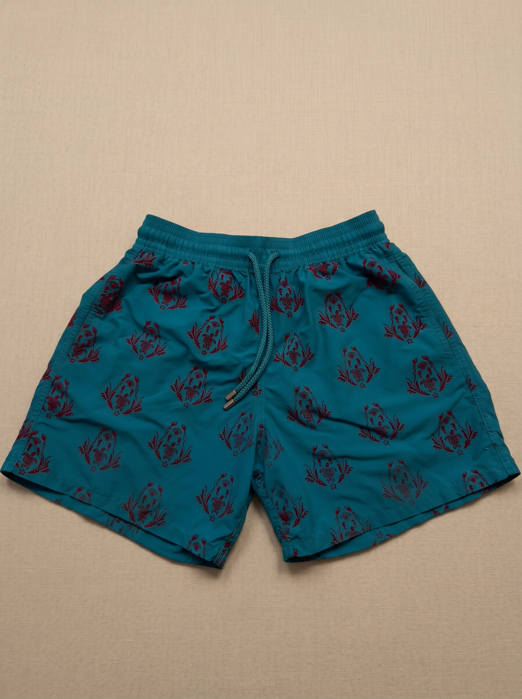 Short vilebrequin turtle bordada, tamanho M