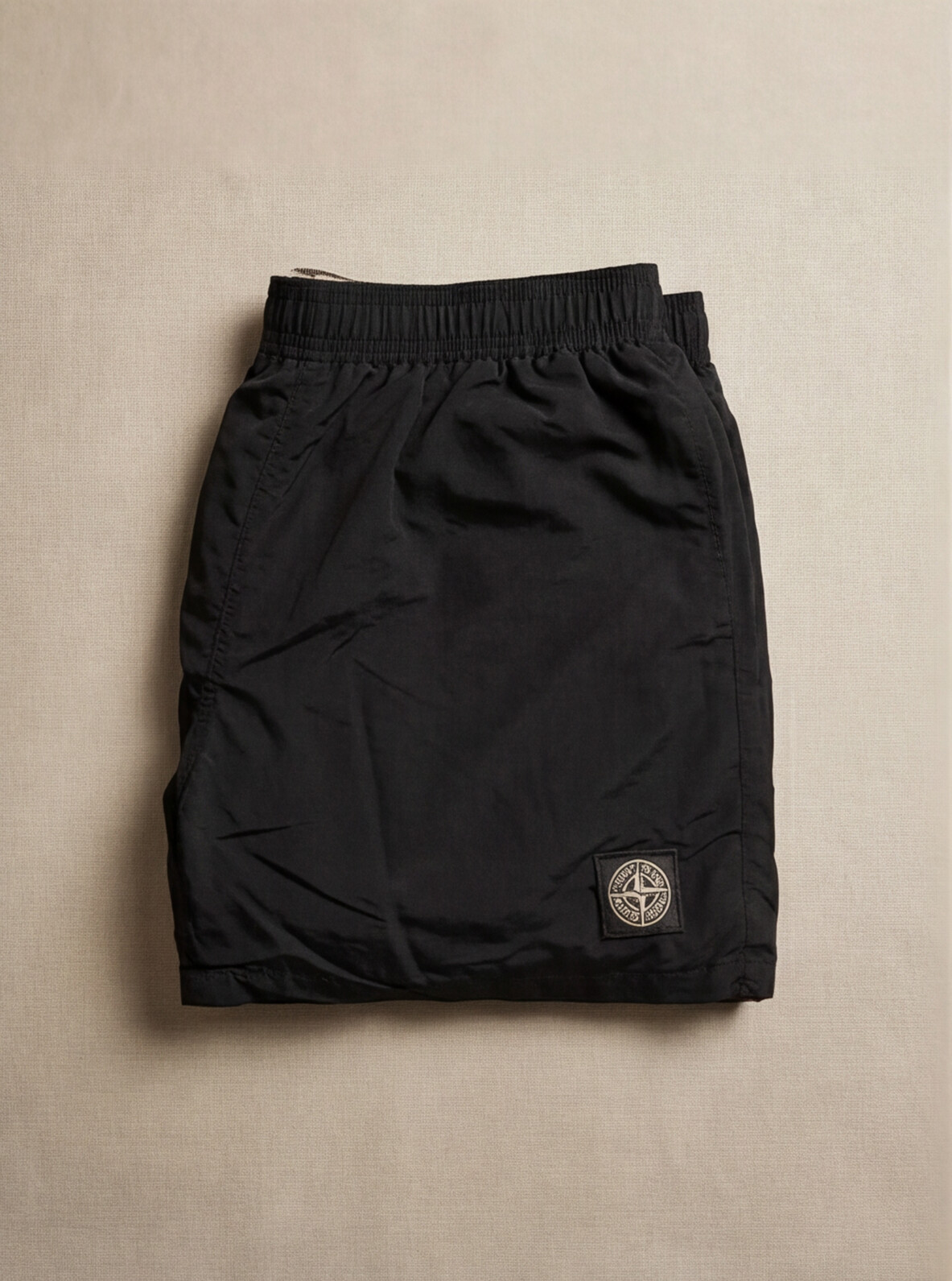 Short Stone Island