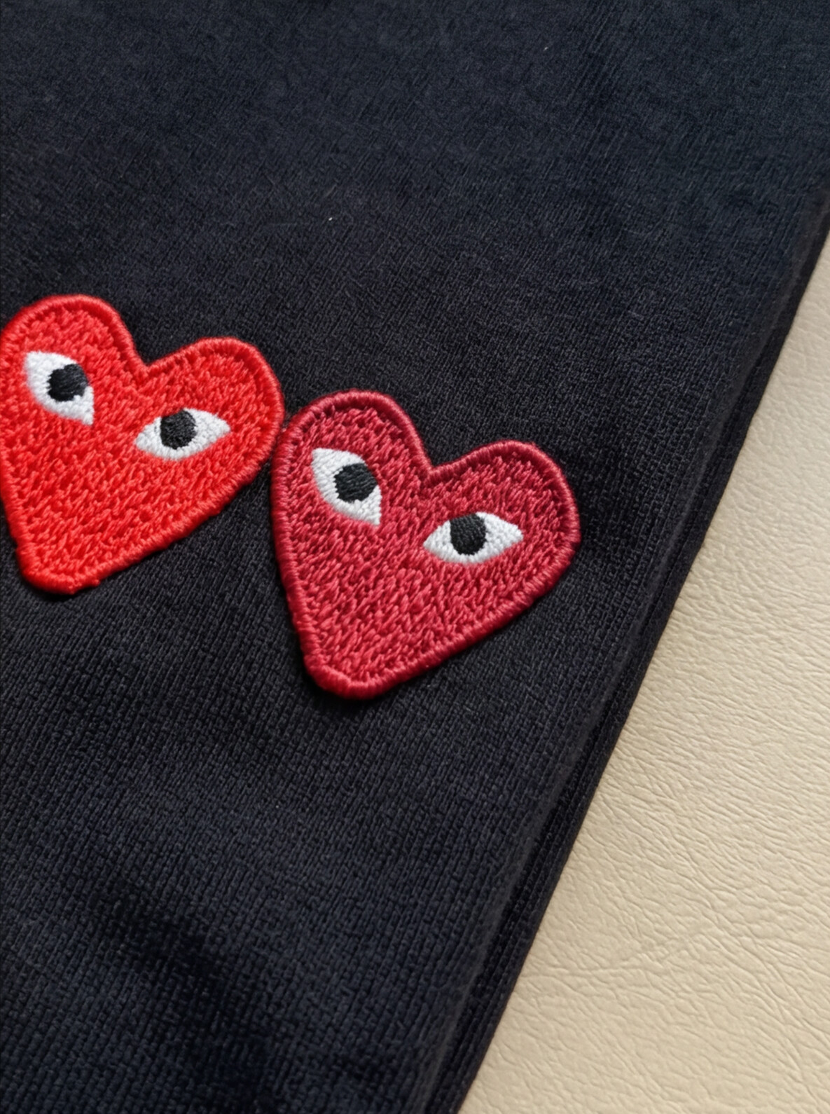 Camiseta Comme des garcons “double heart”